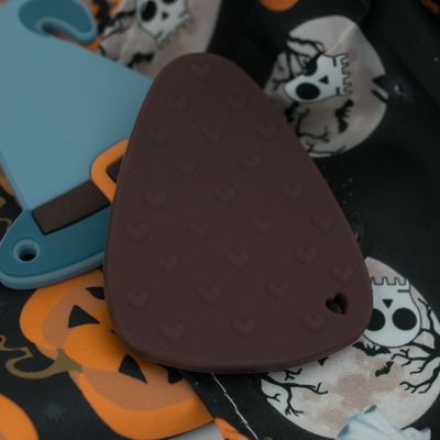 Ζωηρόχρωμη σιλικόνη Teether αποκριών με τη μορφή καλαμποκιού καραμελών καπέλων μαγισσών